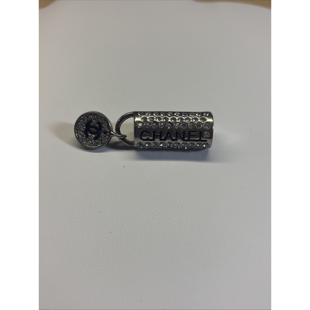 Chanel Purse Pin. Missing Stones
